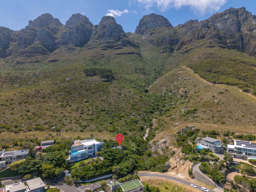 2 Bedroom Property for Sale in Camps Bay Western Cape